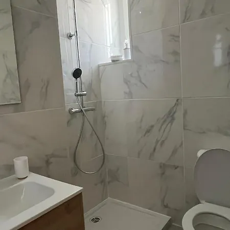 Apartment T2 Vue - Entre Aeroport Et Centre-ville *