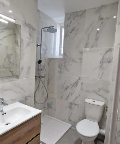 T2 Vue - Entre Aeroport Et Centre-ville Apartamento