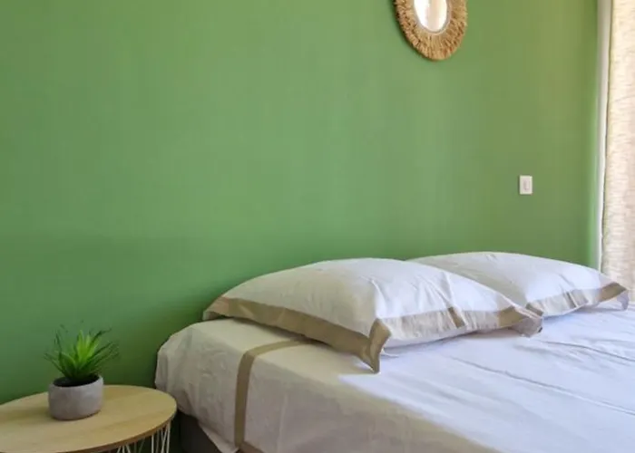 T2 Vue - Entre Aeroport Et Centre-ville *